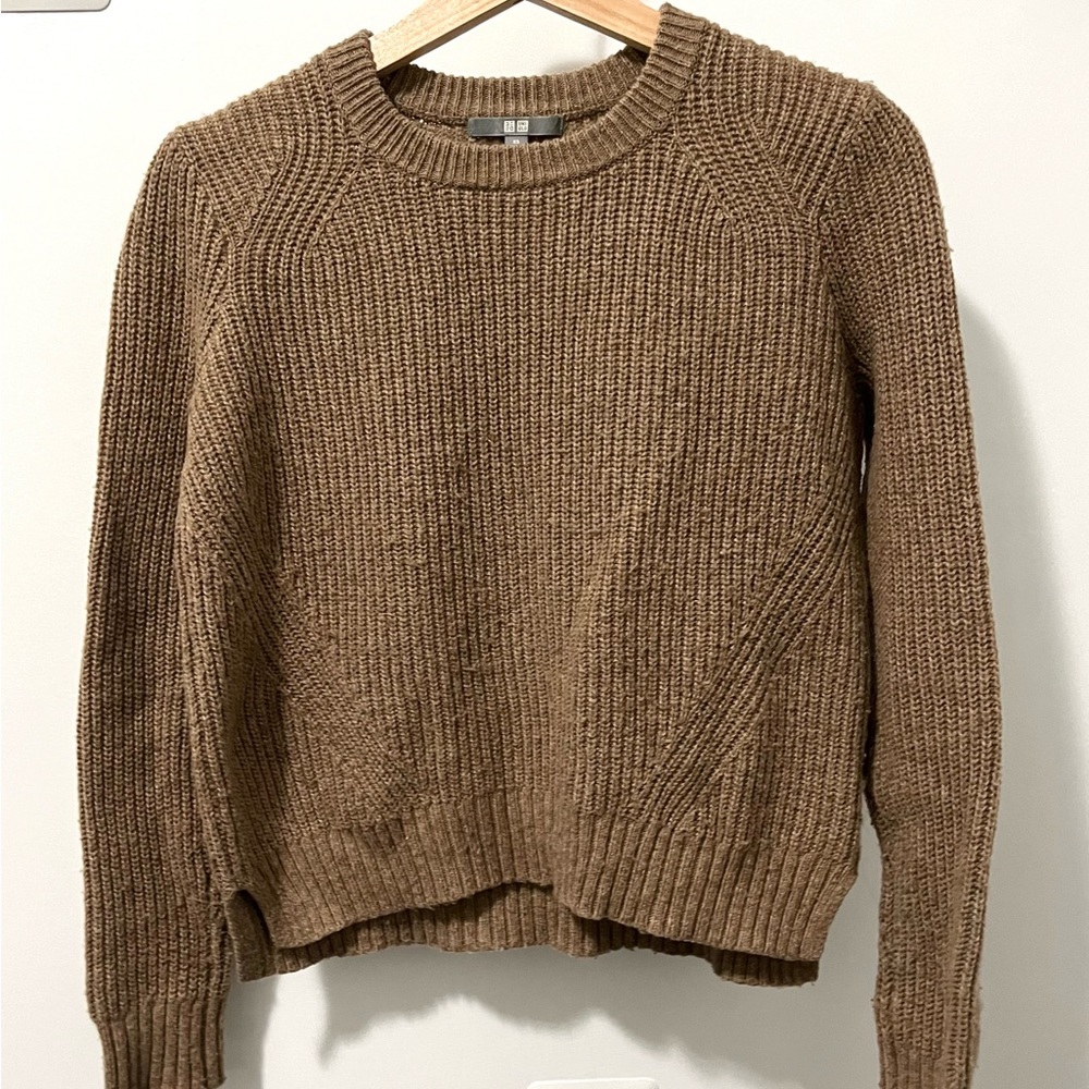 Uniqlo Women's Wool blend Cropped Brown Sweater XS